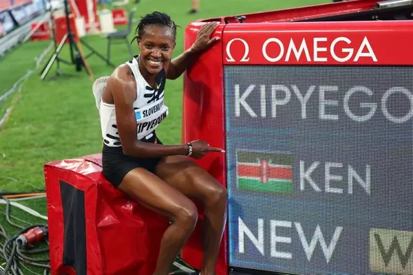 Athlétisme: Faith Kipyegon bat le record du monde du mile