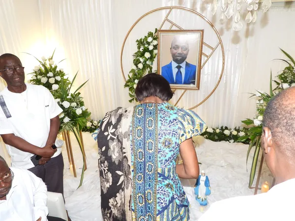 Décès de Wodié : Simone Gbagbo pleure avec la famille