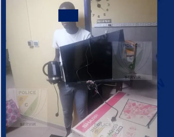 Angré SICOGI: un client de résidence meublée arrêté pour le vol d’une TV, un micro-ondes et un réfrigérateur