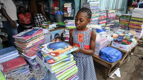 Prix homologués des manuels scolaires 2023-2024 en Côte d’Ivoire: voici les nouveaux prix