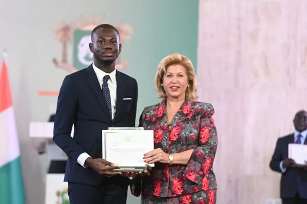 Othniel Yohann Ahua N’Goran : Prix de l’excellence 2023 du meilleur élève au Bac