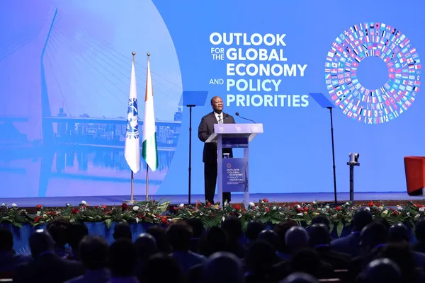 Assemblées Annuelles 2023 FMI et Banque Mondiale à Abidjan: le président Ouattara plaide pour la restructuration de la dette africaine