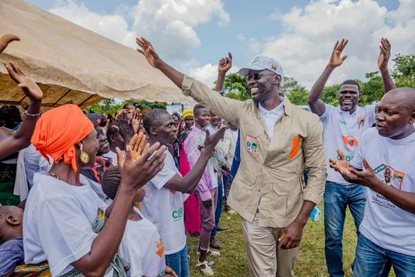 Cédric Tidiane Diarra, le Maire Dioulatiédougou, renonce à son salaire au profit des chefs de villages du canton du Nafana