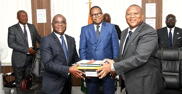 Transition numérique en Côte d’Ivoire : le nouveau ministre Ibrahim Kalil Konaté s’engage à poursuivre les chantiers du secteur