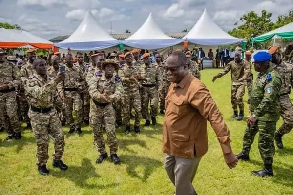 Téné Birahima Ouattara en visite de terrain au sein des Forces Spéciales: des images