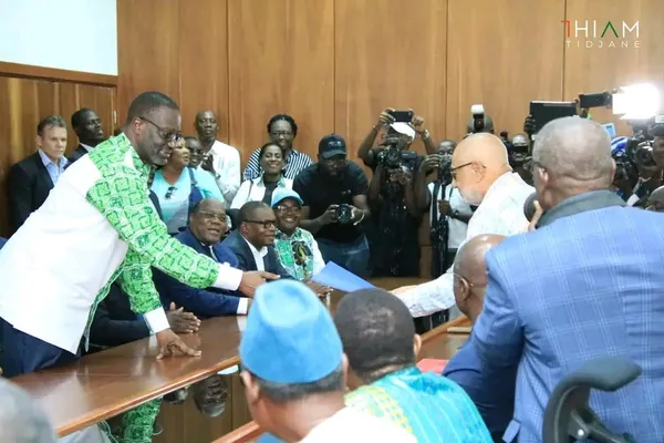 Tidjane Thiam dépose sa candidature à la présidence du PDCI-RDA : « Je suis candidat au privilège de vous servir »