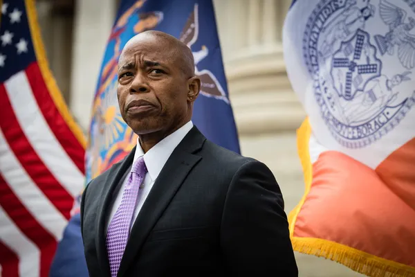 Maire de New York accusé d’agression sexuelle