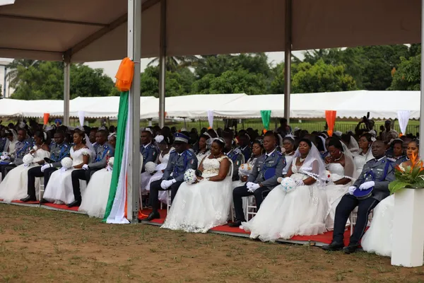 Côte d’Ivoire : mariage collectif de 123 gendarmes, des images