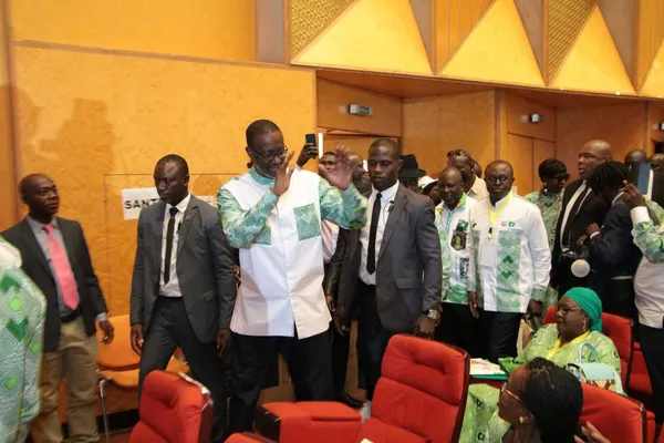 Congrès du PDCI à Yamoussoukro : arrivée de Tidjane Thiam en fanfare, des images