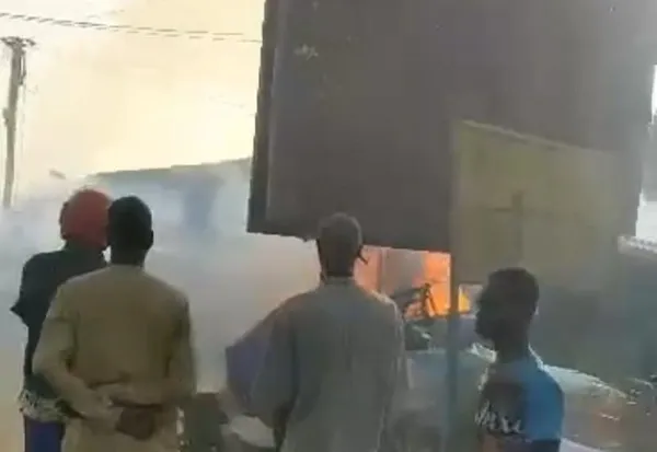 Togo : un incendie ravage un autre marché le jour de Noël (vidéo)