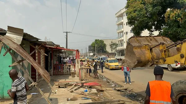Abobo : déguerpissement des voies gendarmerie – Pharmacie Matene – BC, Samaké – Abobo-Baoulé – Belle ville, Biabou