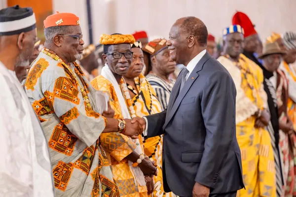 Ouattara aux rois et chefs traditionnels : « Je vous invite à poursuivre cet effort de veille sociale »
