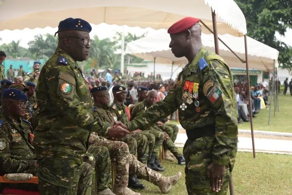 Chérif Ousmane lors de son investiture ce vendredi : « nous allons écrire une nouvelle page de l’histoire militaire de notre pays »