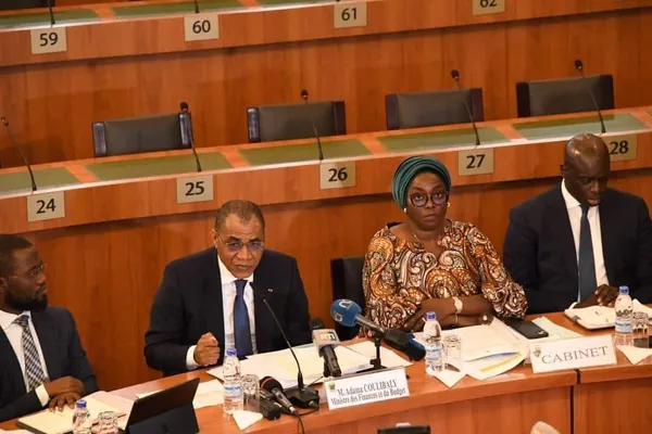 « Le taux d’endettement de la Côte d’Ivoire est de 58% » (Ministre Adama Coulibaly)