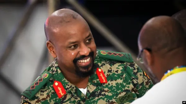 Ouganda : le président Museveni nomme son fils Kainerugaba à la tête de l’armée