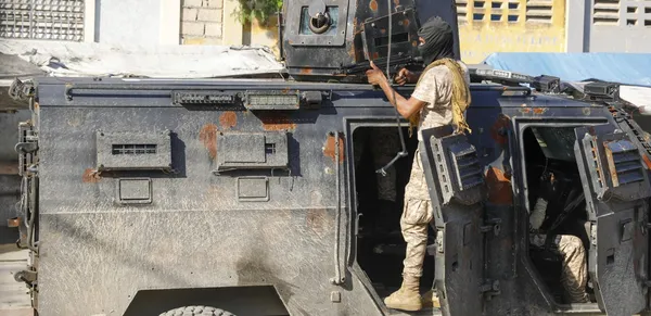 Haïti : état d’urgence et couvre-feu après l’assaut des gangs