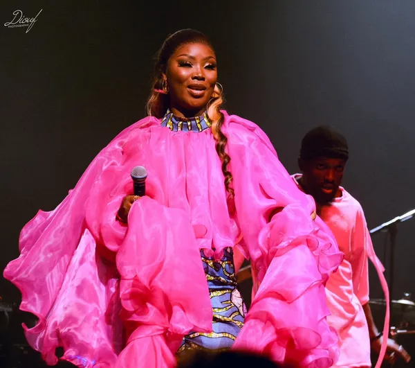 Roseline Layo en concert le samedi 4 mai 2024 au Casino de Paris