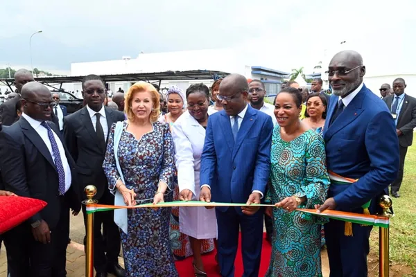 Dominique Ouattara inaugure un centre de nutrition au CNRAO de Cocody le 22 mai 2024