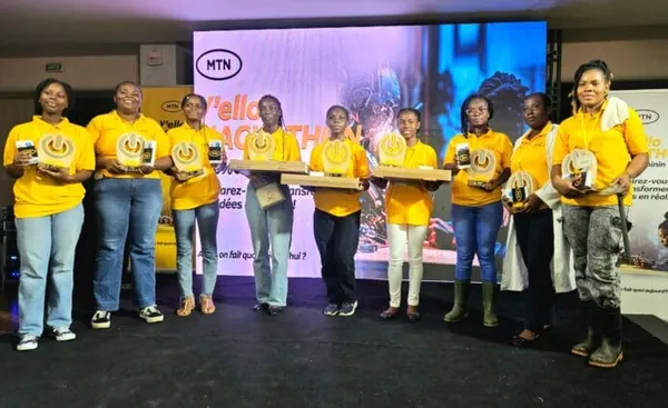 Concours des innovations technologiques du Y’ello Hackathon : L’ESATIC et l’INPHB remportent les prix