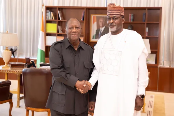 L'ambassadeur El Hadji Daouda reçu par le président Ouattara le 15 mai 2024