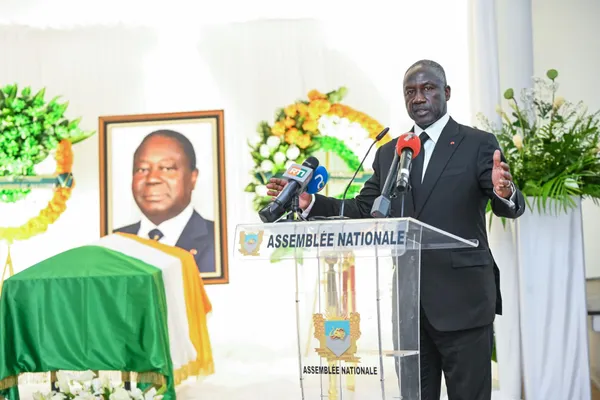 Adama Bictogo lors de la cérémonie d'hommage de l'Assemblée nationale à Henri Konan Bédié le 24 mai 2024