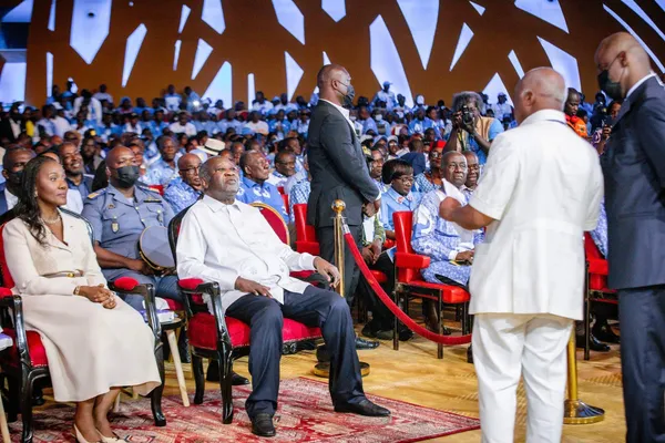 Laurent Gbagbo au Sofitel Abidjan Hôtel Ivoire pour son investiture