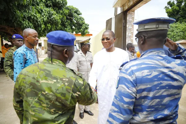 Le Ministre Bruno Nabagné Koné à Gbon, dans le département de Séguéla, suite aux violents affrontements