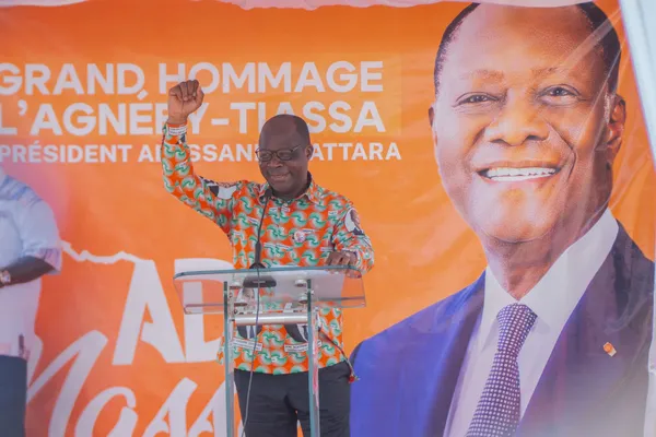 Pierre Dimba lors d'une cérémonie d'hommage à Alassane Ouattara le 4 mai 2024 dans la région de l'Agneby-Tiassa © Crédit Phot