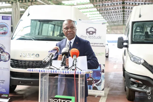 Le ministre des Transports, Amadou Koné, annonce 300 nouveaux bus pour sauver la SOTRA