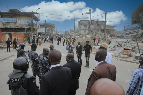 Cissé Ibrahima Bacongo sur le site des opérations de déguerpissements à Adjamé Village