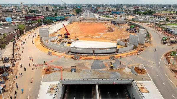 Rond-point de la mairie d'Abobo