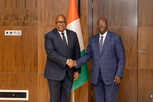 Tiémoko Meyliet Koné et le président de la HACA