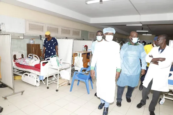 Le ministre Dimba au chevet des victimes d'Adzopé et Koumassi le 11 août 2024