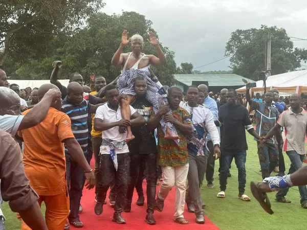 Nanan Mian Kouadio Simplice a été intronisé le 17 août 2024 le nouveau Chef du village de Kirifi