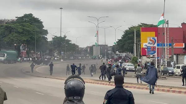Opération de fermeture de la casse d'Anador à Abobo