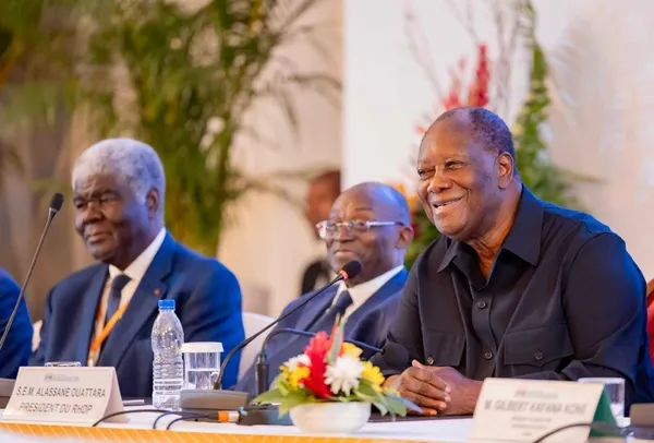 Alassane Ouattara a réuni les coordinateurs régionaux du RHDP le 30 septembre 2024 à Abidjan.