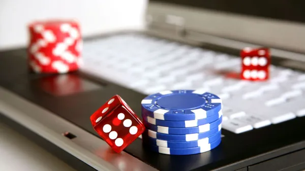 Ouellé intensifie la lutte contre les jeux de hasard illicites 