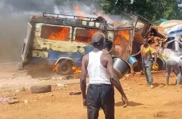 Collision mortelle entre deux minicars sur l’axe Daloa-Issia ce vendredi : 26 morts