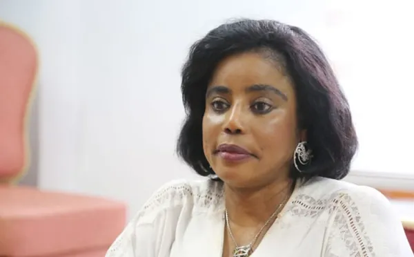 Attaque contre Thiam : Aka Véronique à Billon « avant de critiquer, montre ce que tu as fait »