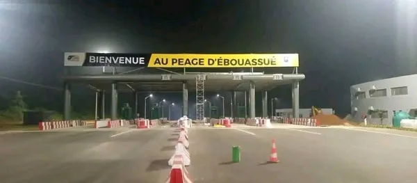 Péage d'Ebouassué
