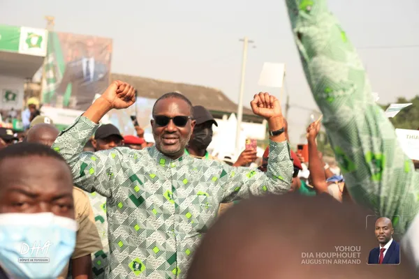 Thiam présente sa stratégie pour une victoire par les urnes en octobre 2025