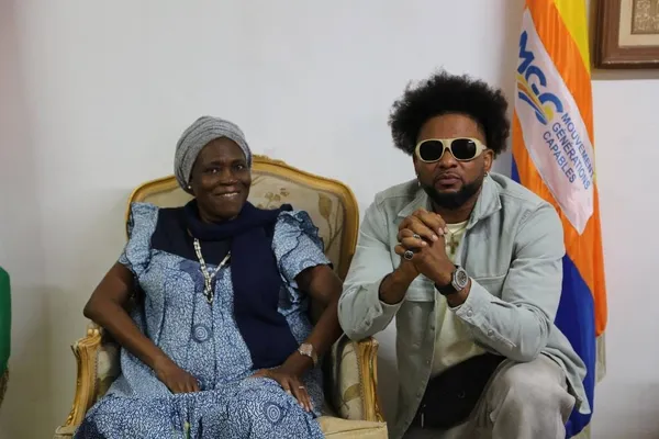 DJ Lewis présente son projet à Simone Gbagbo