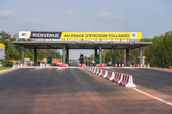 Le péage d'Eticoon-Tollakro entre en service