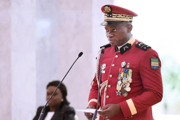 Le président gabonais Brice Clotaire Oligui Nguema