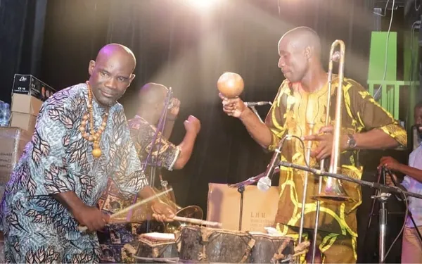 AYÉFI BRASS BAND