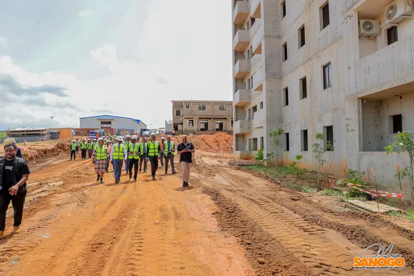 Logements sociaux d’Ahoué : Moussa Sanogo évalue les chantiers