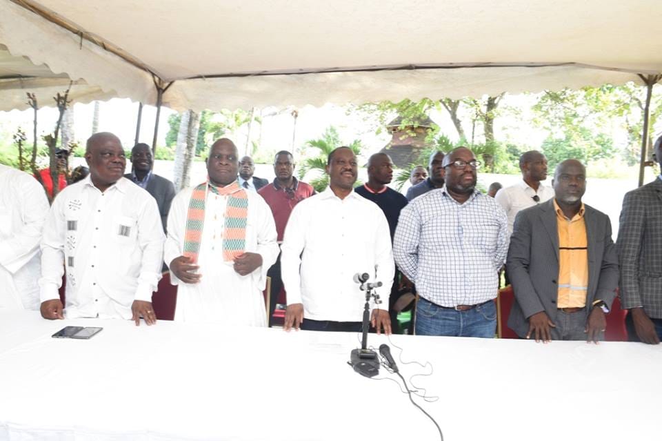 Soro Guillaume et les anciens Fescites