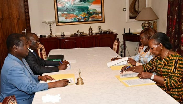 Henriette Diabaté chez Henri Konan Bédié