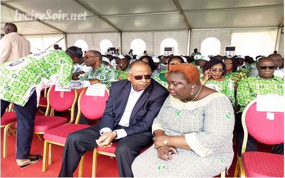 Patrick Achi seul ministre issu du PDCI mais non habillé aux couleurs du PDCI, présent au meeting de Gagnoa
