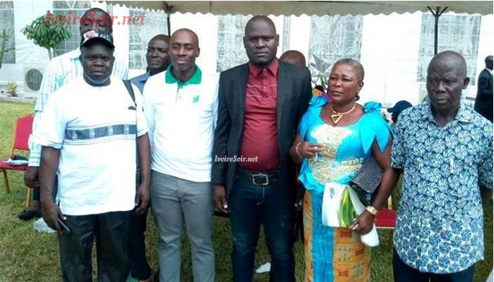 N'zi Assamoi et des membres de son mouvement